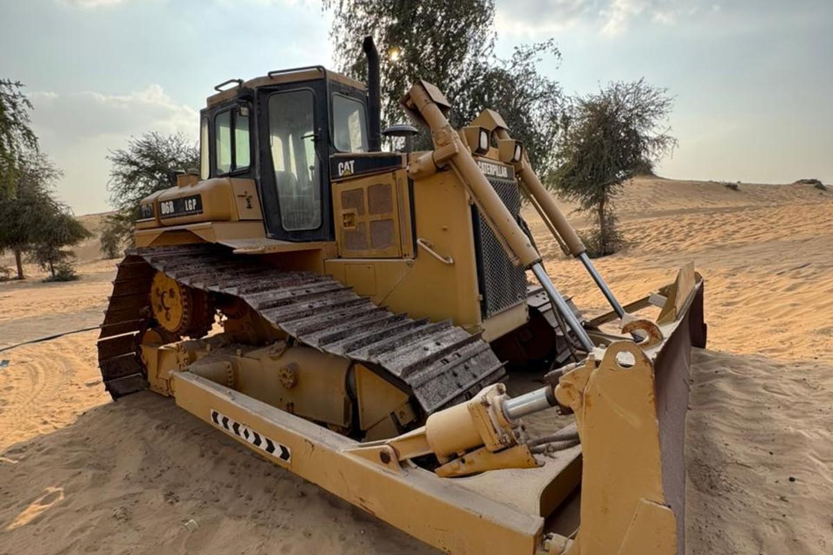 CAT D6R